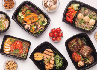 Restaurant Healthy Food Delivery In Take Away Boxes