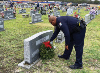 Wreaths Across America Officer