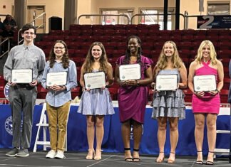 Okaloosa County School District Anne T. Mitchell Academic Senior Honors Awards