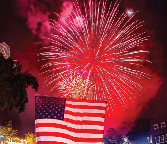 Baytowne Fireworks 2021