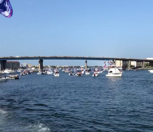 Trump Boat Parade